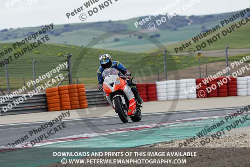 cadwell no limits trackday;cadwell park;cadwell park photographs;cadwell trackday photographs;enduro digital images;event digital images;eventdigitalimages;navarra;no limits trackdays;peter wileman photography;racing digital images;trackday digital images;trackday photos